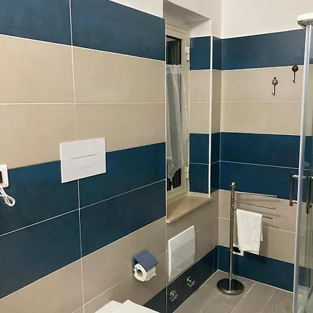 La Collina Dei Poeti Dicembre Sulla Pelle 3*
